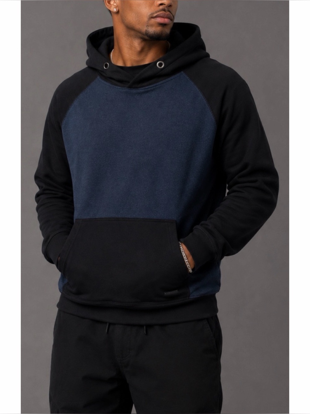 UNIVIBE • Blue/Black Colorblock Pullover Sweater, S